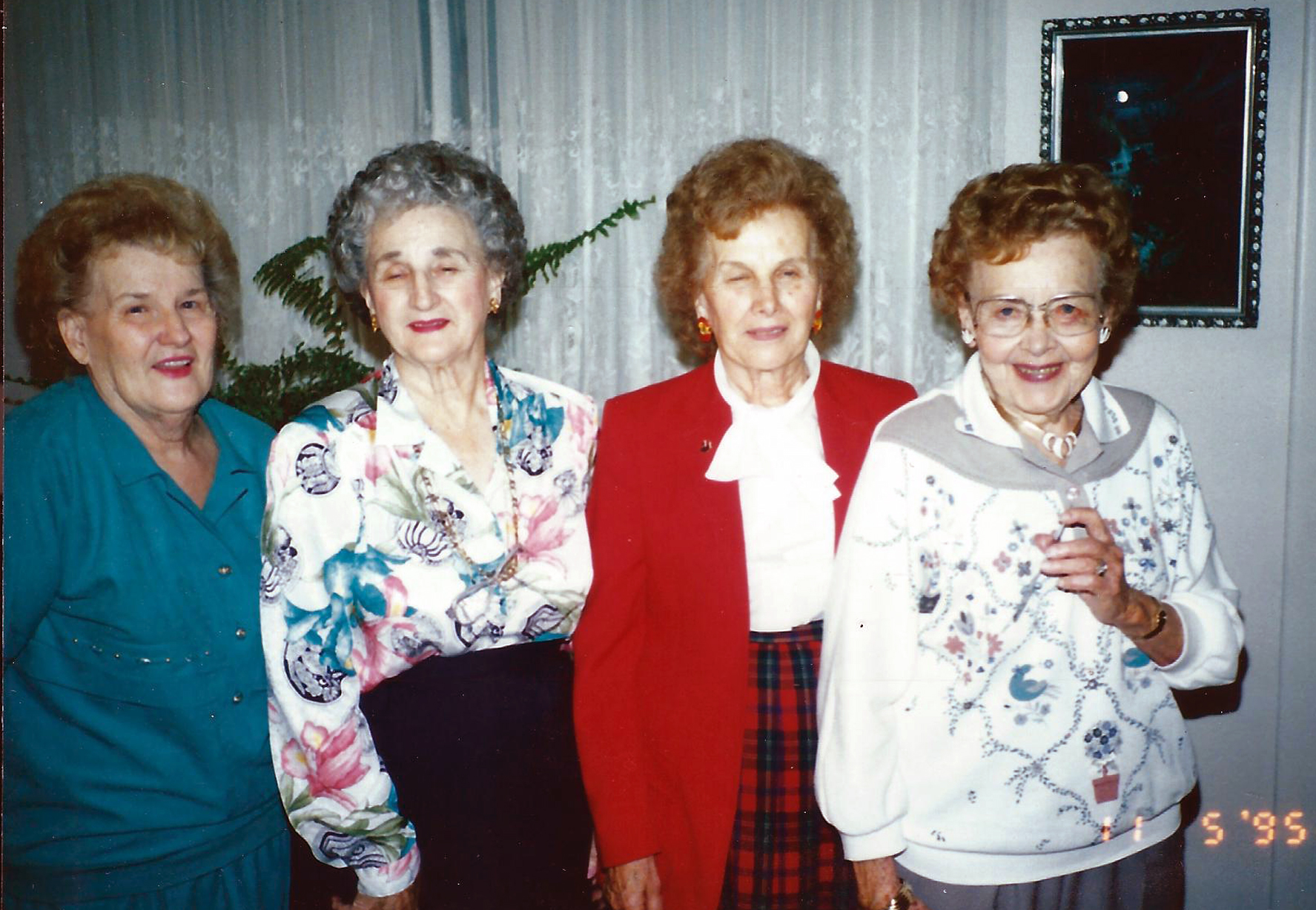 22 Ruth Erma Elaine and Florence 1995